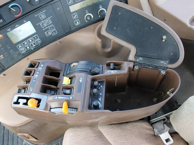 john-deere-8320-image-89