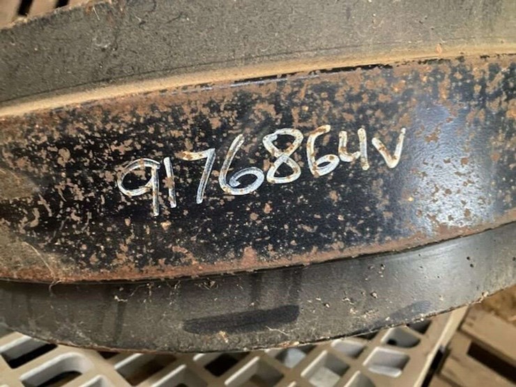 brand-new-excavator-track-idlers-and-rollers-image-8