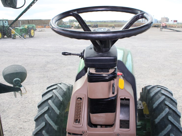 john-deere-8320-image-73
