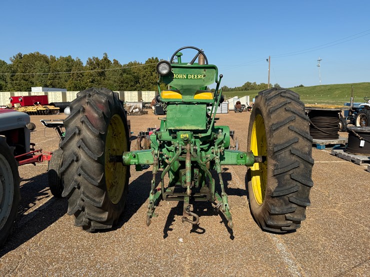 john-deere-70-image-7