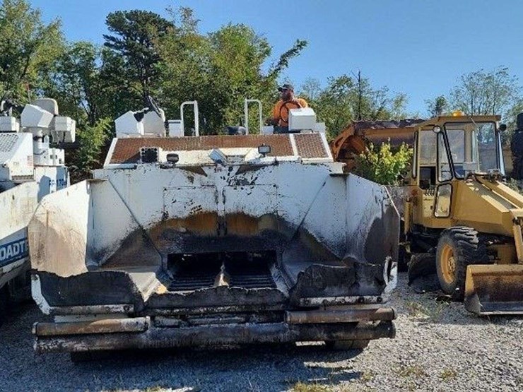 2017-roadtec-wheel-asphalt-paver-w/omini4-image-2