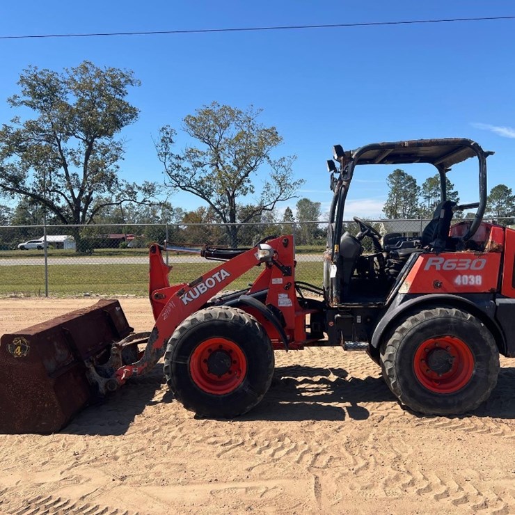 2019 KUBOTA R630