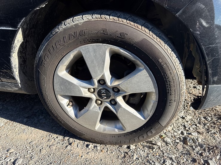 #27163-•-2017-kia-soul-suv-vin:-kndjn2a2xh7430848-inv#-27163-image-11