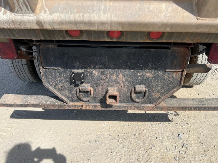 2015-ford-f350-image-18