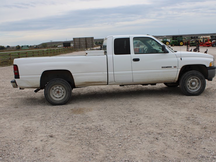 2001-dodge-ram-1500-image-5