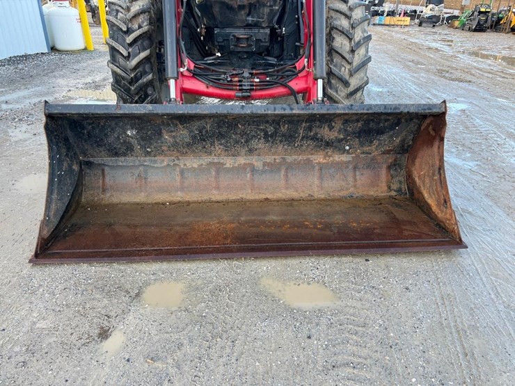 case-ih-maxxum-125-image-9