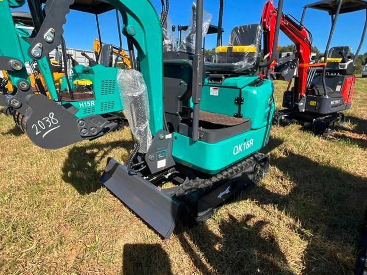unused-cfg-qk16r-mini-excavator-(rato-15hp-bkt-image-11