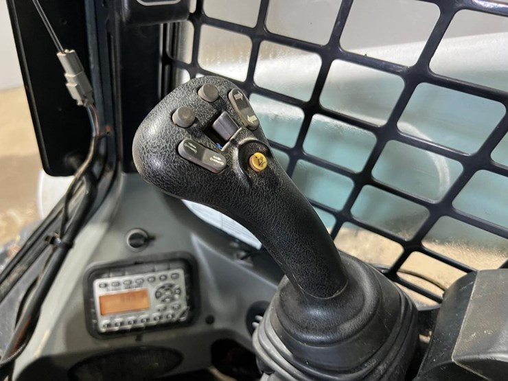 bobcat-s650-image-23