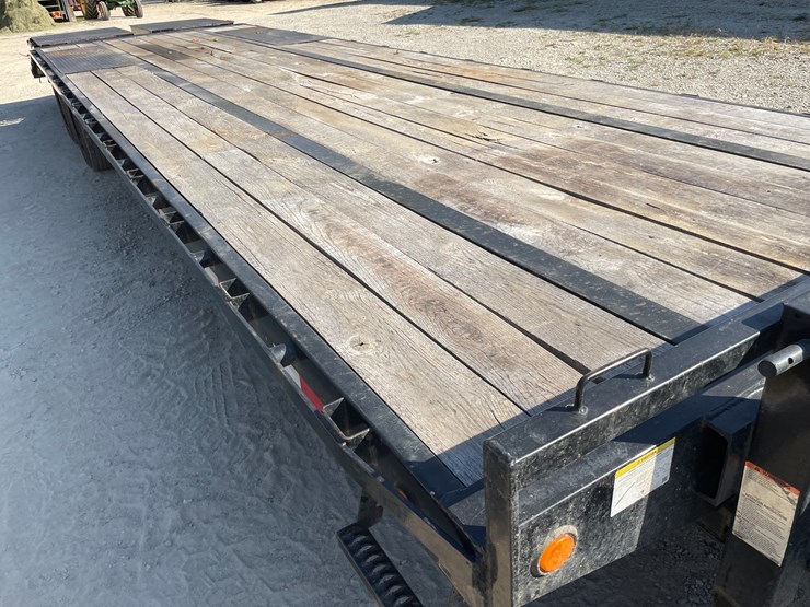#1010-•-2023-pj-trailers-26'-tandem-dual-axle-deck-over-trailer,-(has-title)-image-17