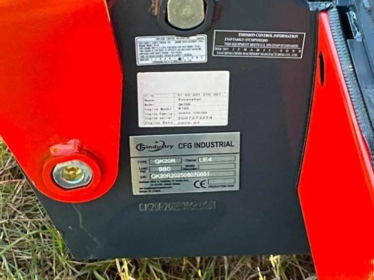 unused-cfg-qk20r-mini-excavator-(rato-image-9