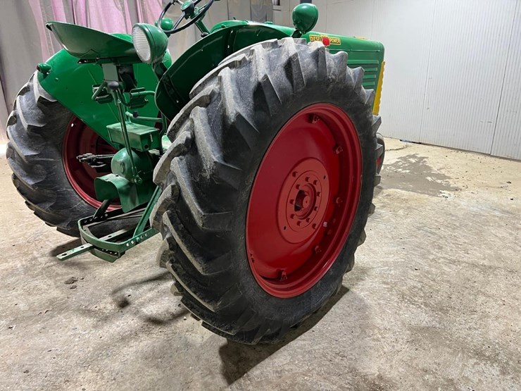 1954-oliver-88-image-17