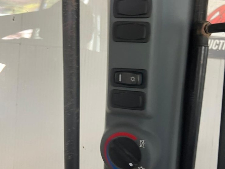 mccormick-x60.40-image-33