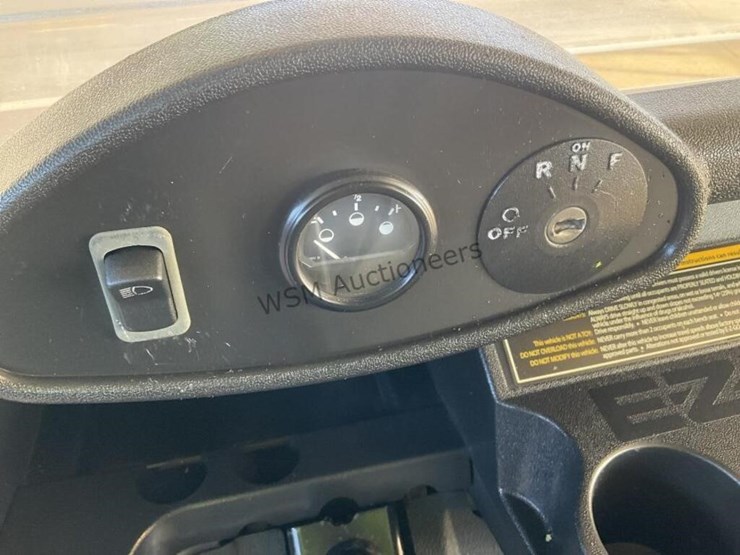 2013-ez-go-freedom-rxv-golf-cart-image-12