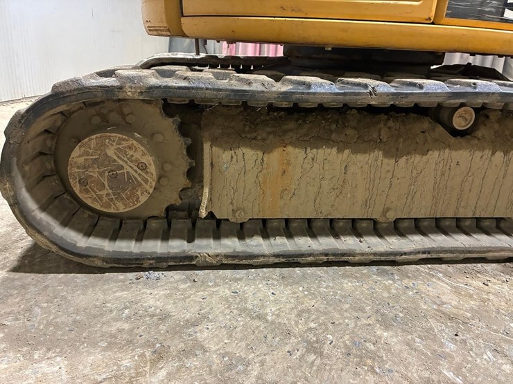 2016-deere-50g-image-12