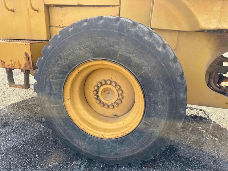 1995-caterpillar-928f-image-12