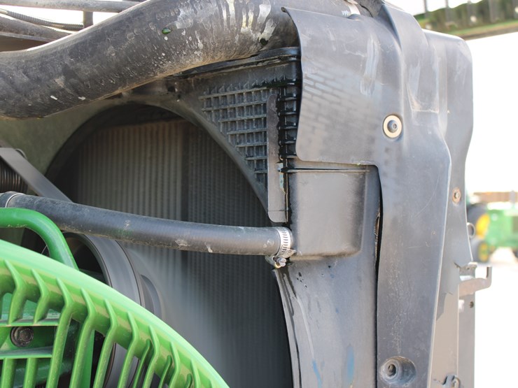 john-deere-8320-image-65