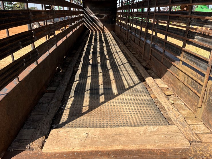 #t8221-•-1994-ww-32x6-gn-trailer-image-15