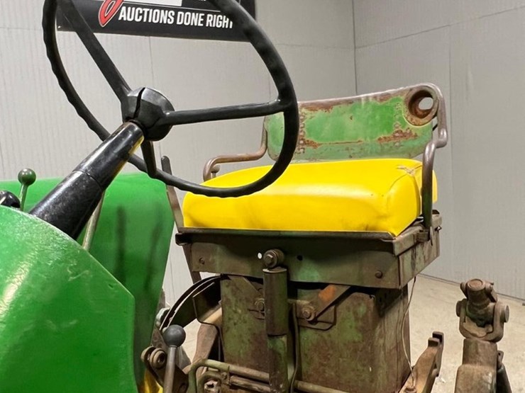 john-deere-530-image-18