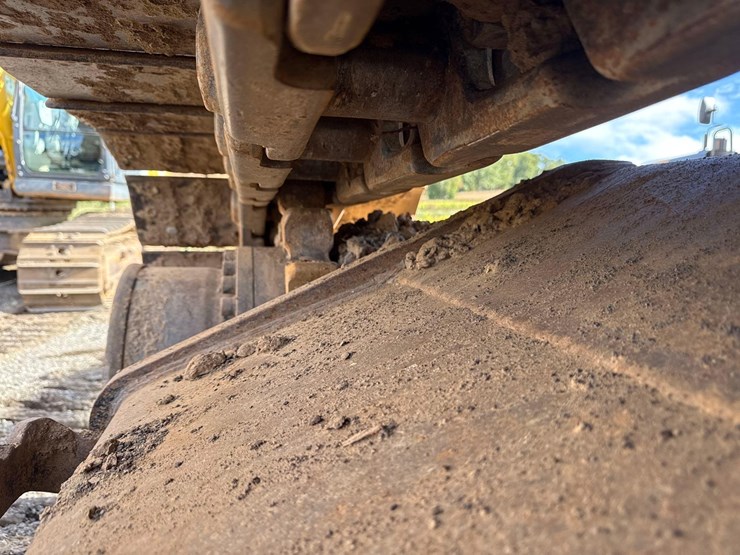 caterpillar-328d-lcr-image-11