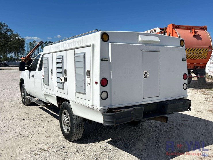 2013-chevrolet-silverado-3500-image-4