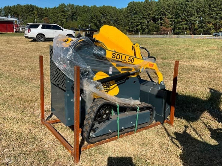 unused-sdll50-ride-on-mini-skid-steer-track-image-6