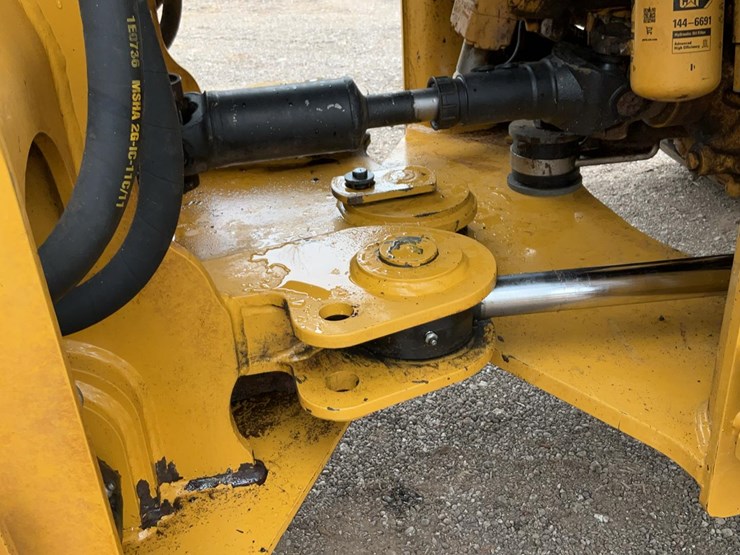 2013-caterpillar-924k-image-45