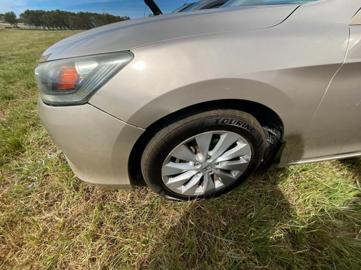 2014-honda-accord-(at,-v6,-3.5l,-miles-image-5