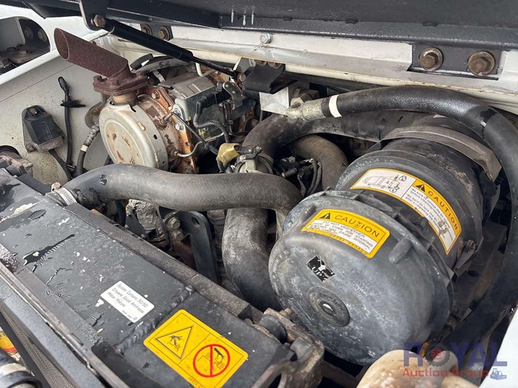 2016-takeuchi-tl8r2-image-15