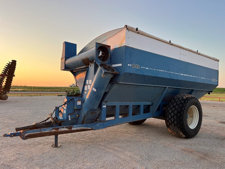 1997-kinze-840-image-1