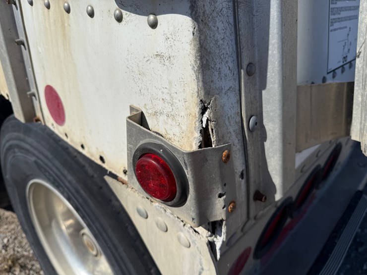 2011-merritt-42-image-17