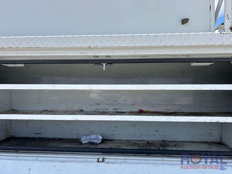 2016-freightliner-m2-106-altec-am50-50ft.-bucket-truck-image-22