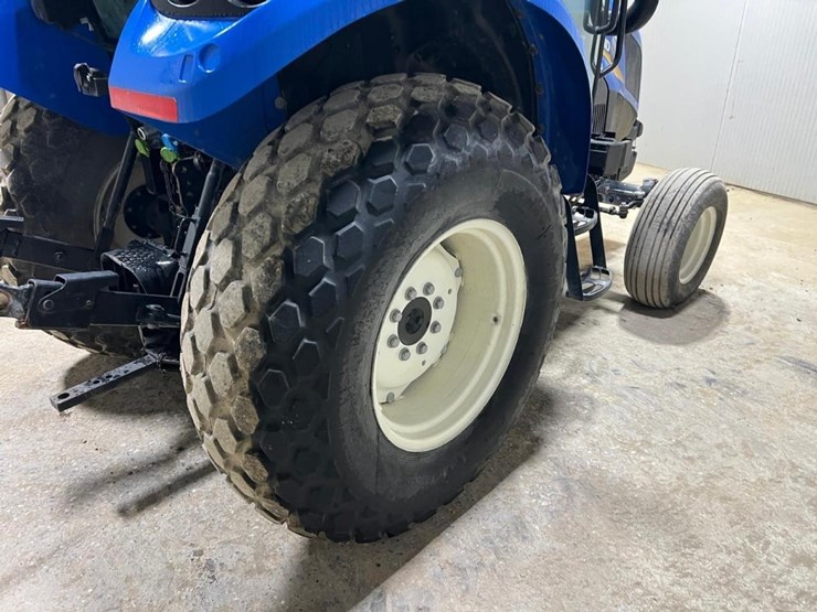 new-holland-t4.75-image-15