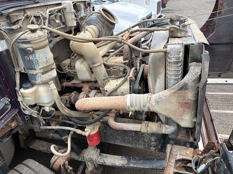 1997-caterpillar-18-image-11