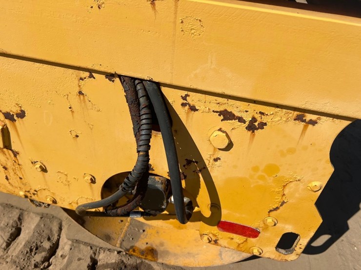 leeboy-400t-image-15