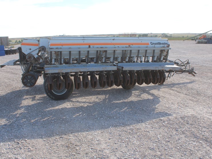 #2013-•-26-ft-crustbuster-grass-drill-image-7