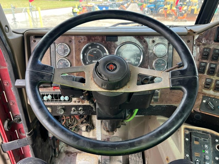 international-9200i-image-22