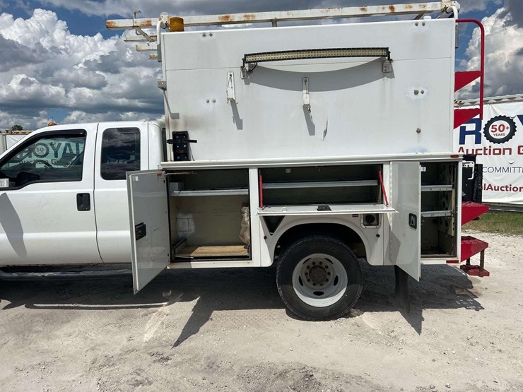 2016-ford-f550-image-18