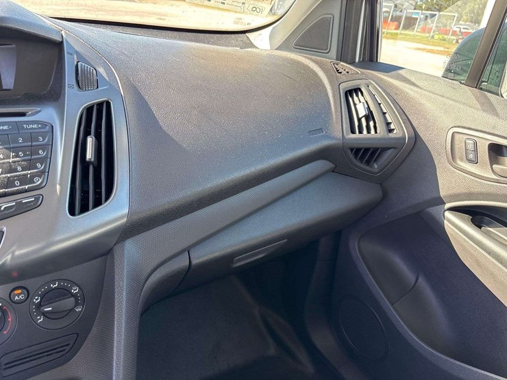 2018-ford-transit-connect-image-24