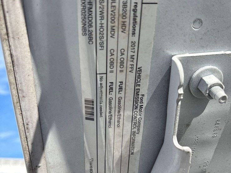 2017-ford-f250-image-16