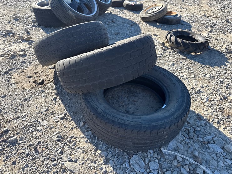 #5035-•-lot-of-(3)-miscellaneous-tires-inv#-5035-image-4