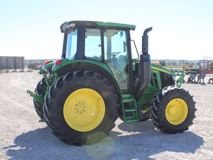 john-deere-6120m-image-7