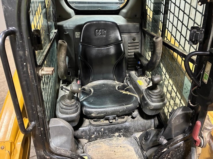 caterpillar-299d-image-19