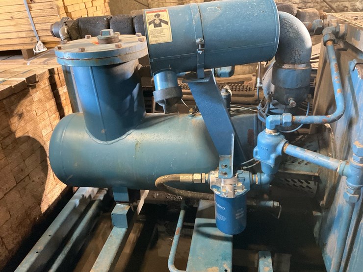 #149-•-quincy-air-compressor-image-7