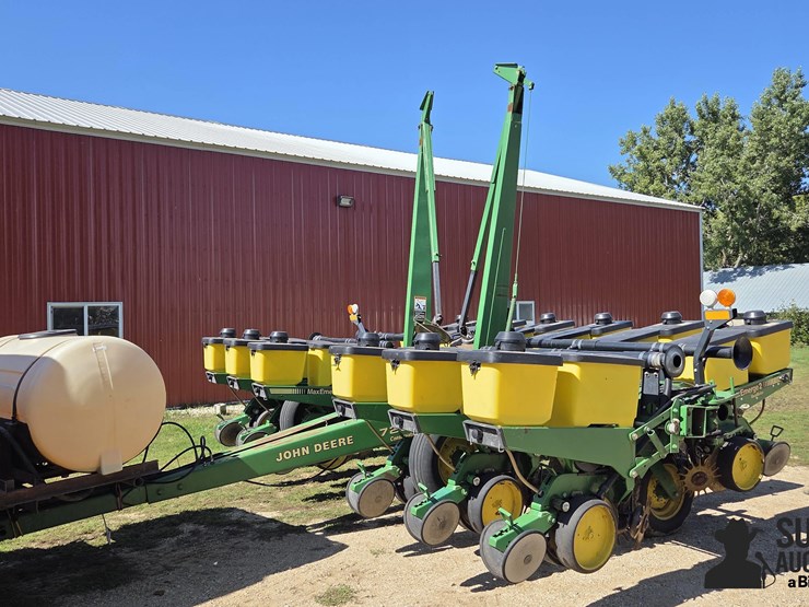 1995-john-deere-7200-image-1