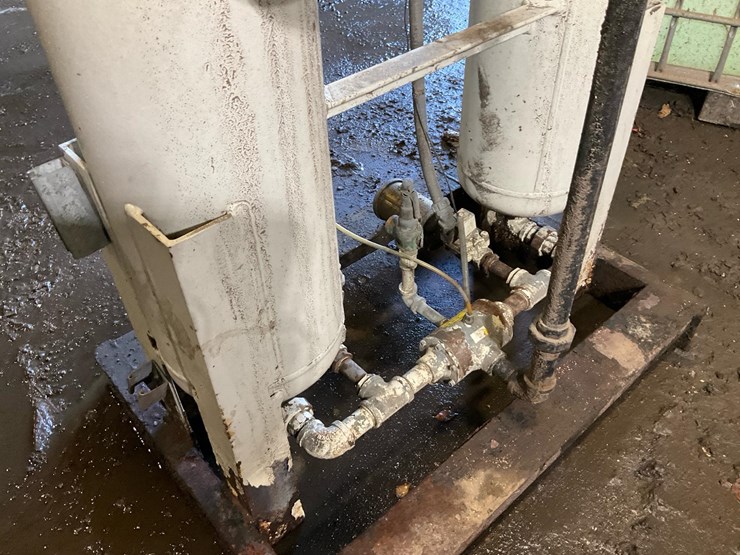 #151-•-ingersol-rand-air-dryer-image-6