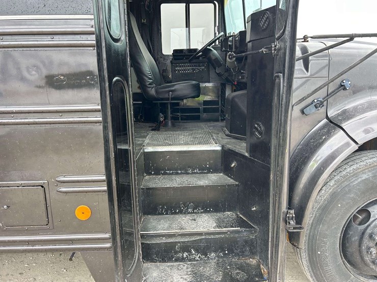 1994-international-3800-image-9