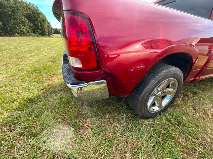 2012-dodge-ram-1500-image-14