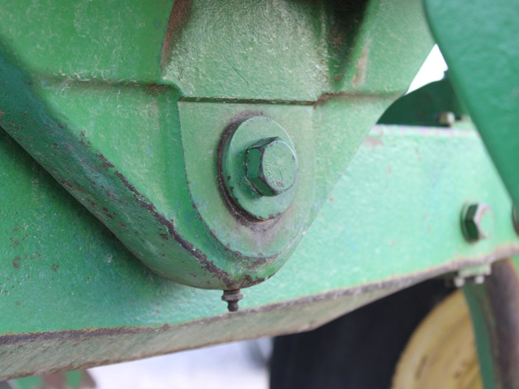 john-deere-4440-image-48