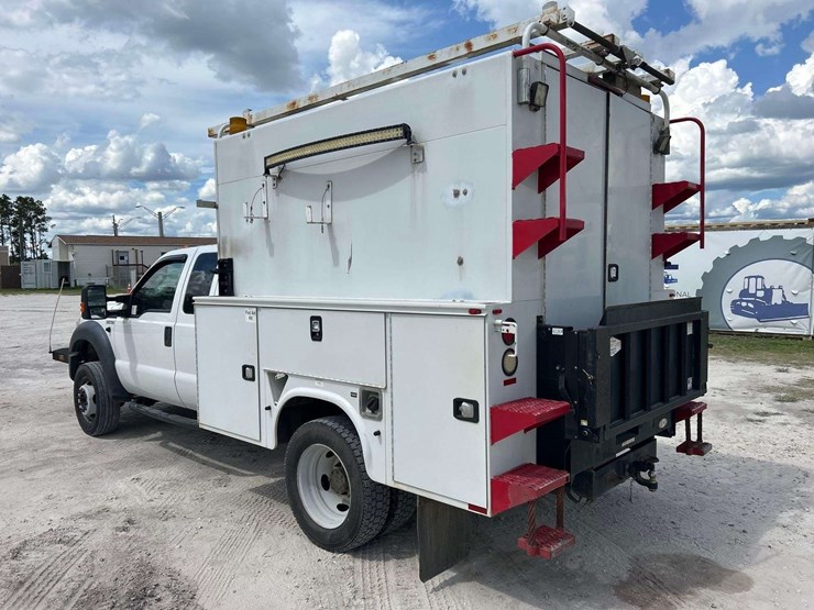 2016-ford-f550-image-4