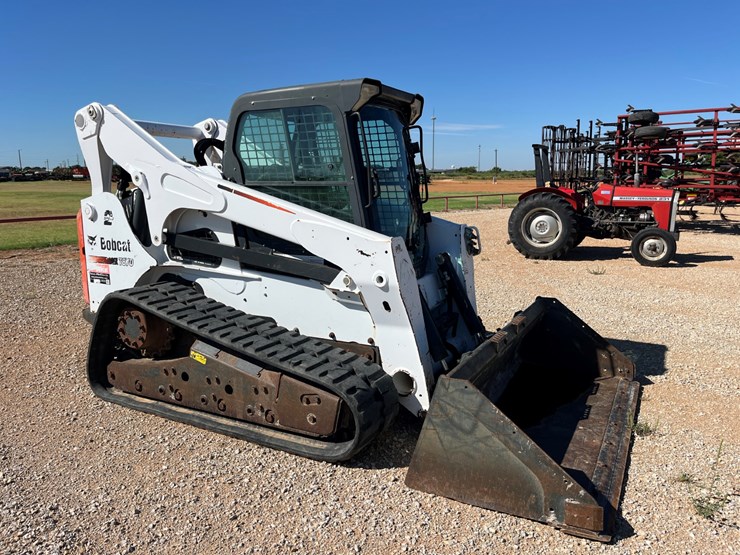 2015-bobcat-t870-image-6